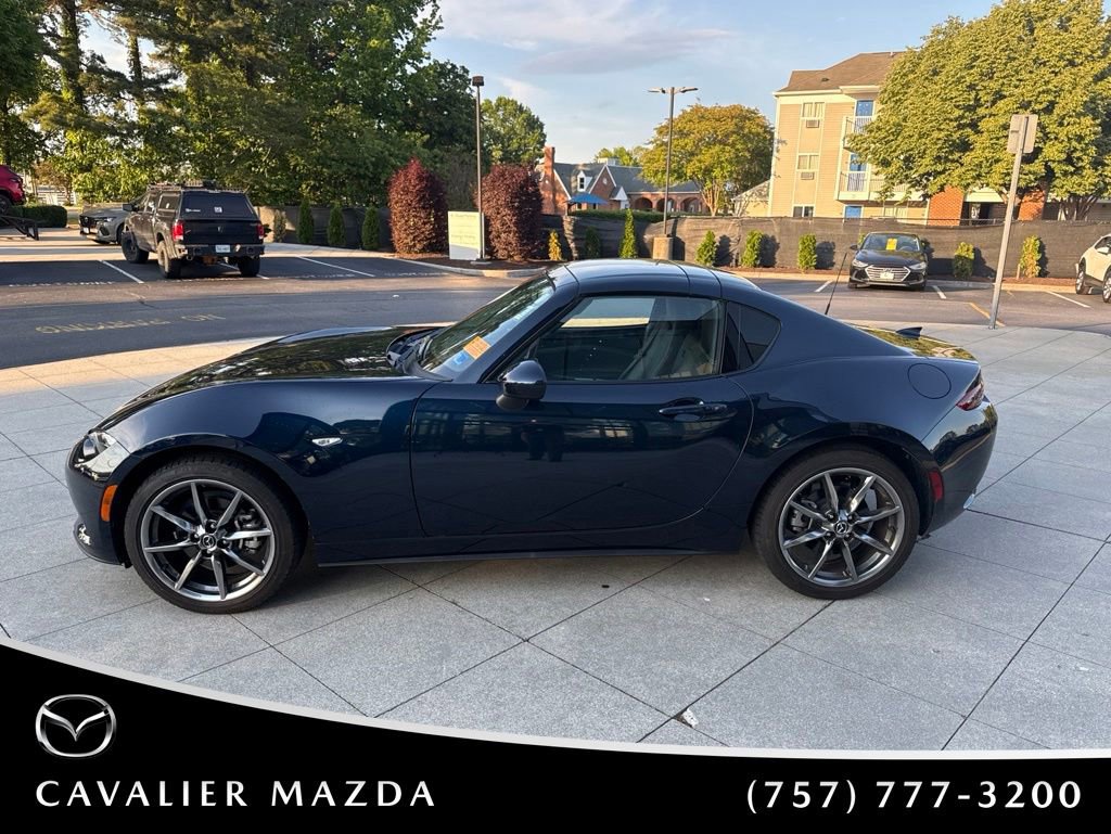 Used 2021 MAZDA MX-5 Miata RF Grand Touring RWD image 4