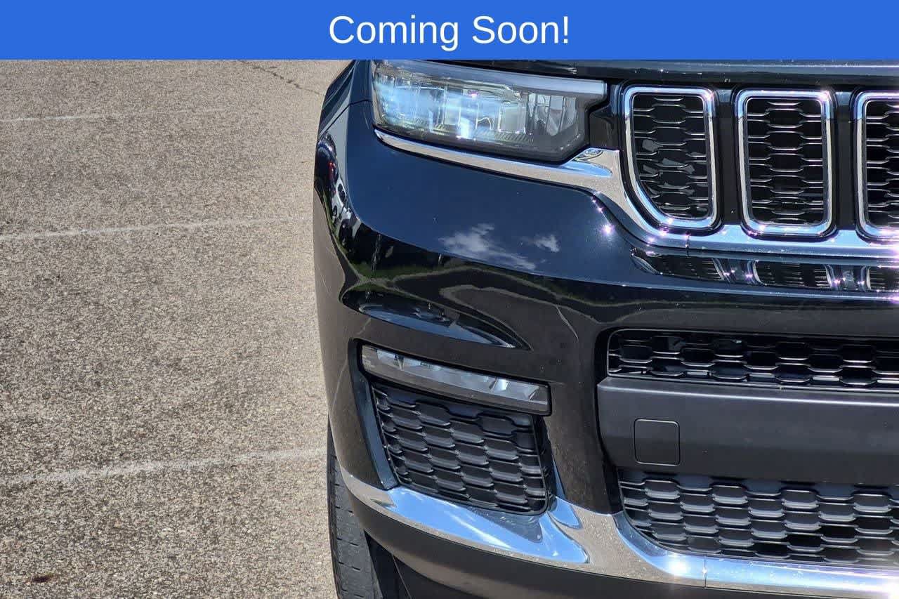 Used 2022 Jeep Grand Cherokee L Limited AWD/4WD image 10