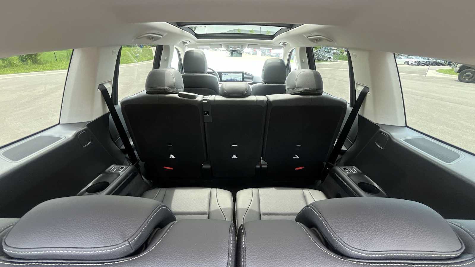 New 2026 Mercedes-Benz GLS 450 4MATIC image 13