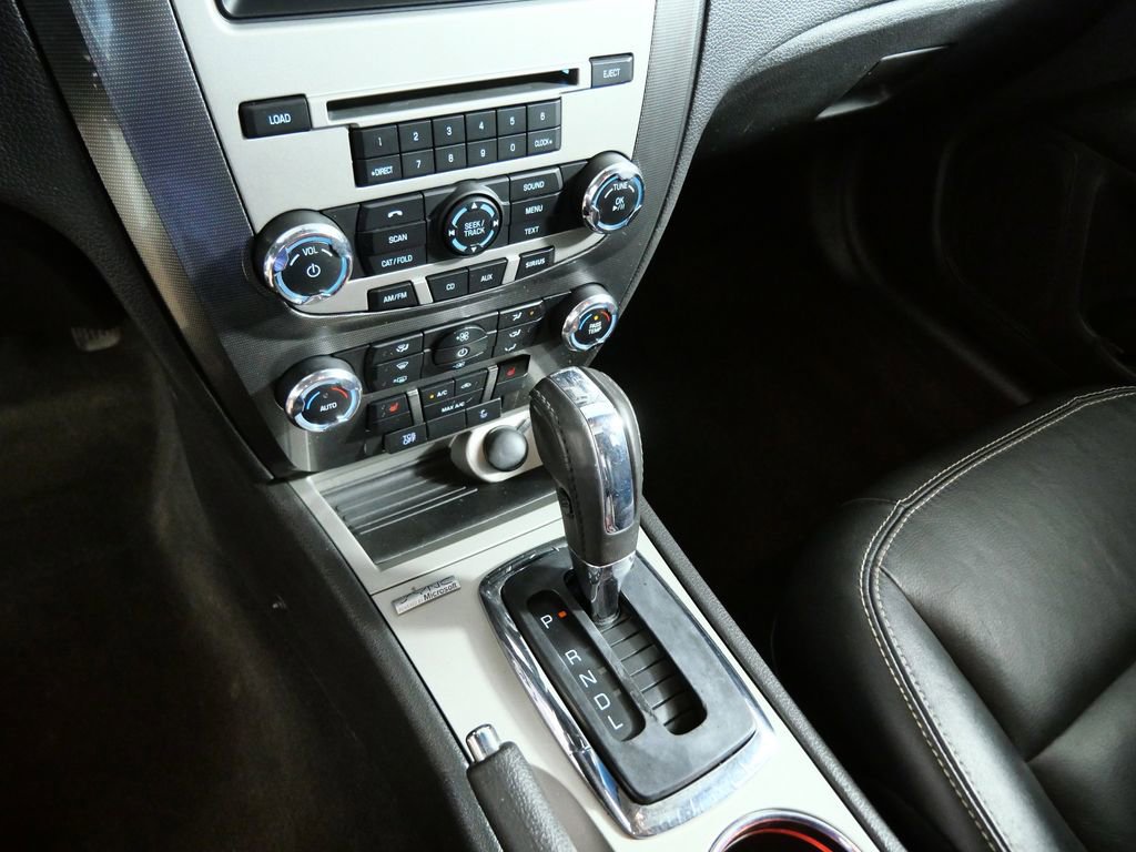 Used 2012 Ford Fusion SEL FWD image 19