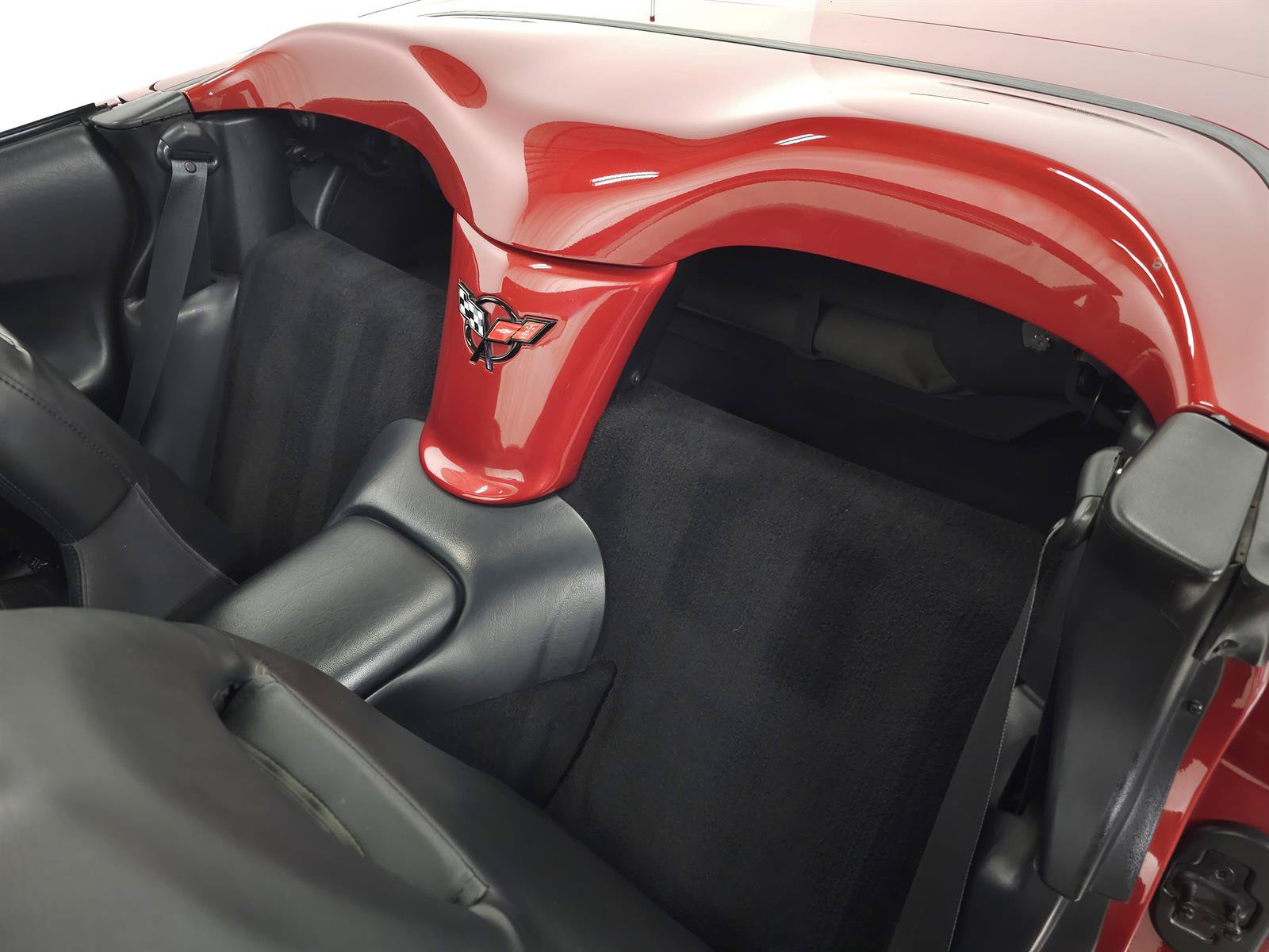 Used 1998 Chevrolet Corvette Convertible w/ Memory Pkg RWD image 30