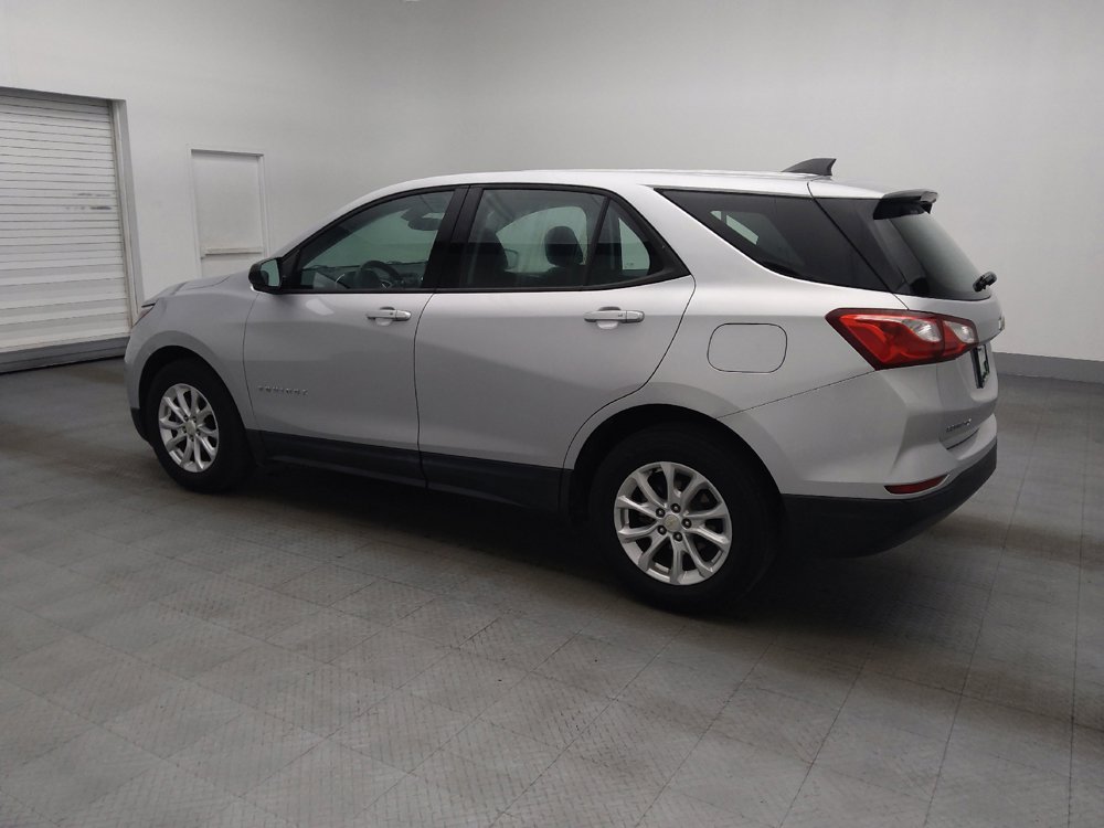 Used 2019 Chevrolet Equinox LS FWD image 3