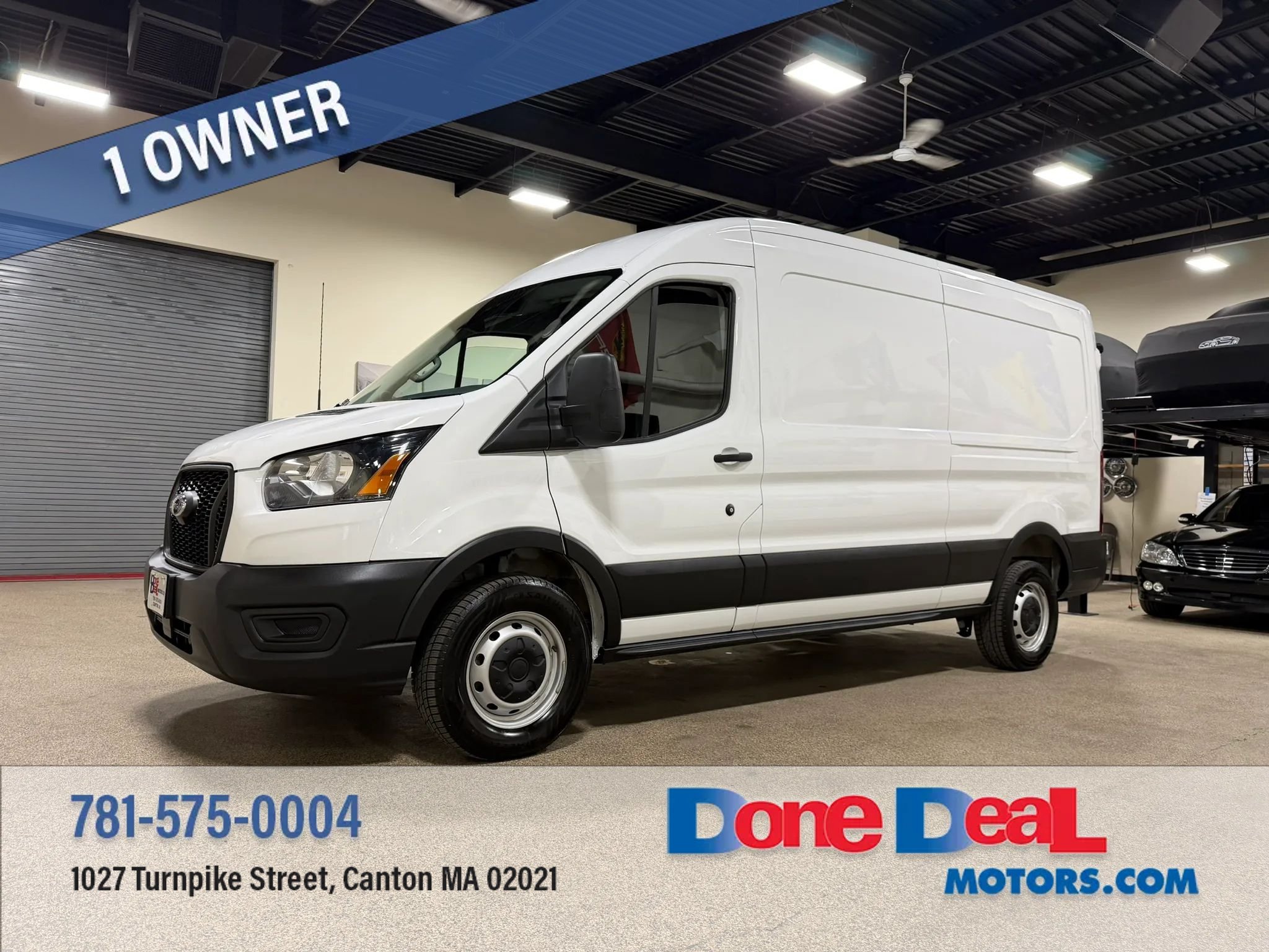 Used 2025 Ford Transit 250 148 Medium Roof RWD image 1