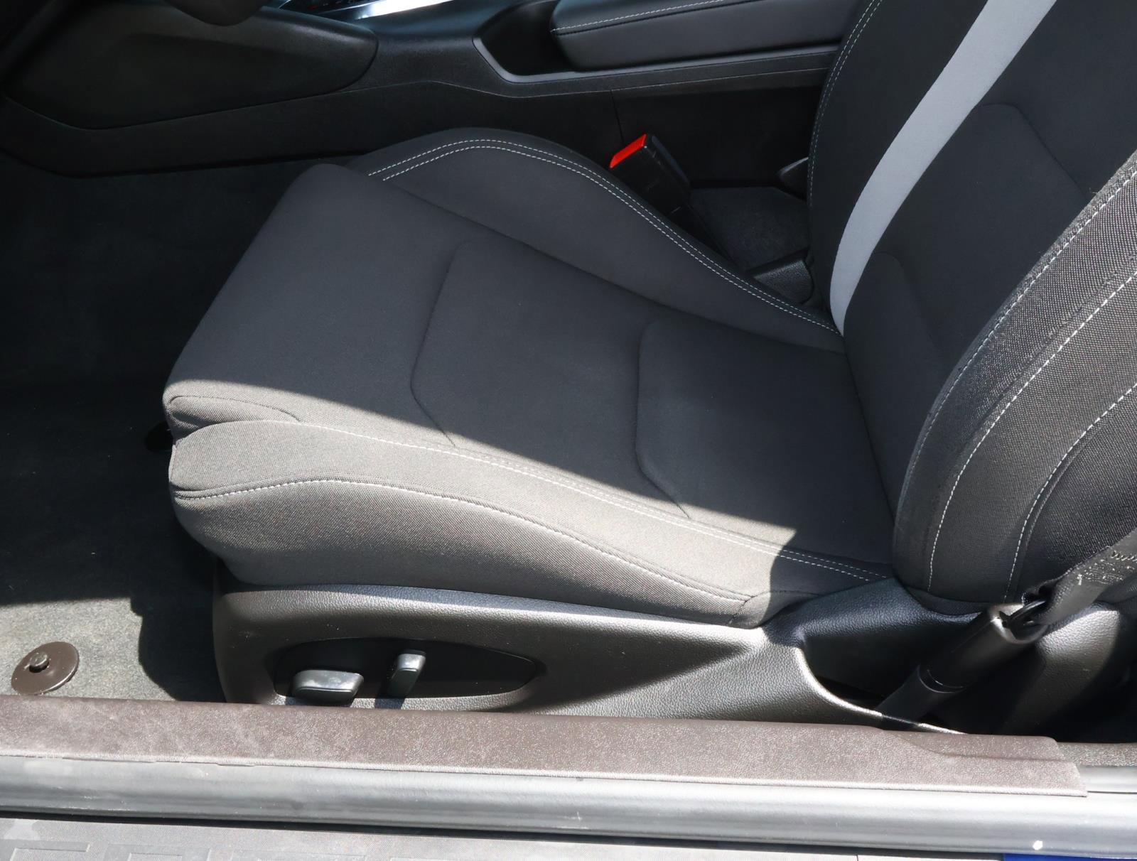 Used 2023 Chevrolet Camaro SS RWD image 11