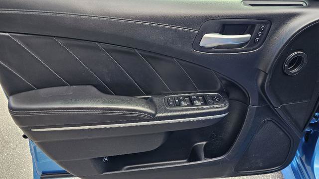 Used 2019 Dodge Charger Scat Pack w/ Dynamics Package RWD image 15