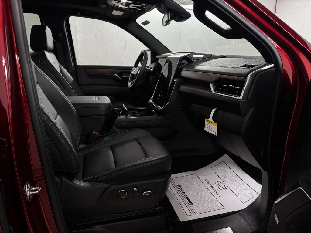 New 2026 GMC Yukon Denali w/ Sun & Power Step Package image 70