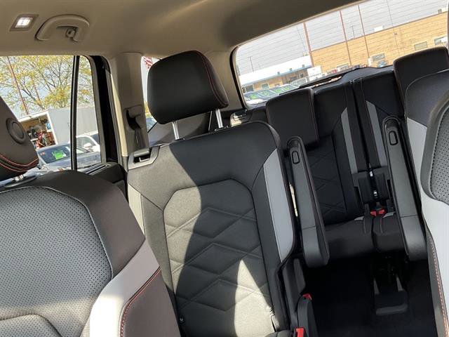 New 2026 Volkswagen Atlas Peak Edition image 10