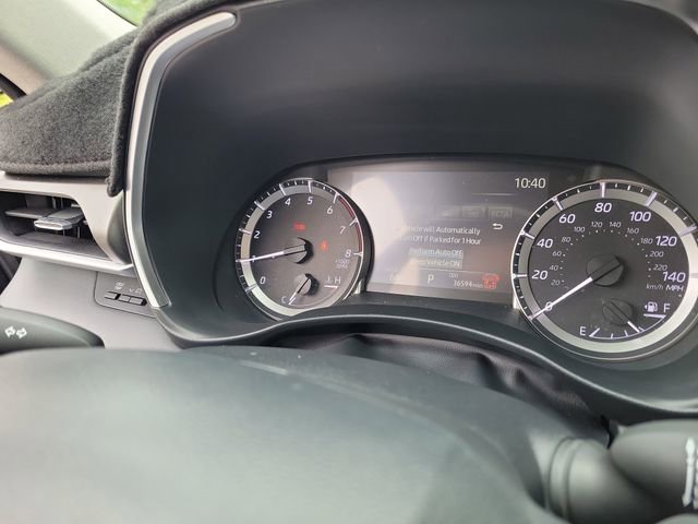 Used 2024 Toyota Highlander XLE FWD image 19