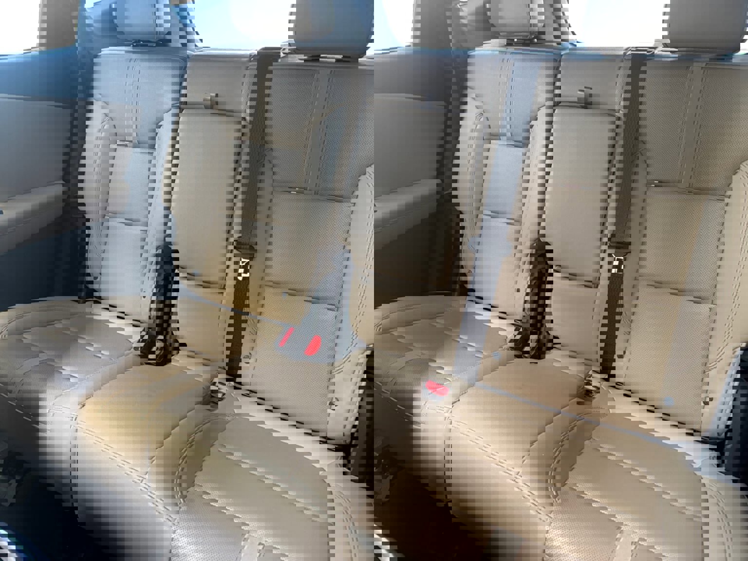 Used 2022 Chevrolet Blazer Premier image 16