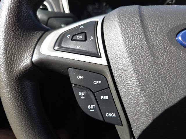 Used 2016 Ford Fusion SE FWD image 32