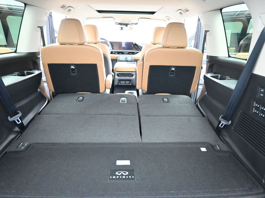 Used 2026 INFINITI QX80 Luxe w/ Cargo Package AWD/4WD image 12