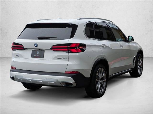 Used 2026 BMW X5 xDrive50e w/ Climate Comfort Package AWD/4WD image 2
