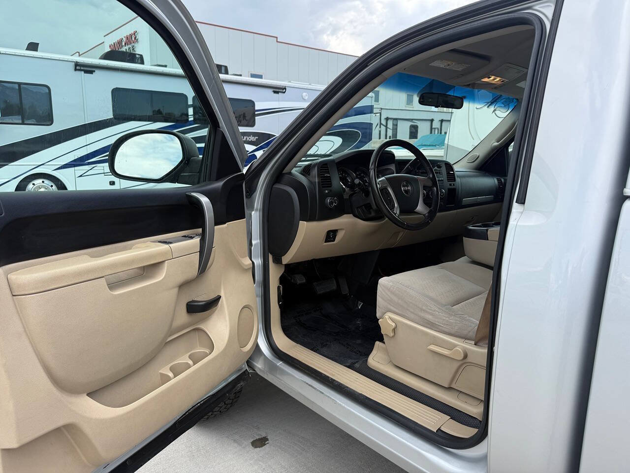 Used 2010 GMC Sierra 2500 SLE AWD/4WD image 14