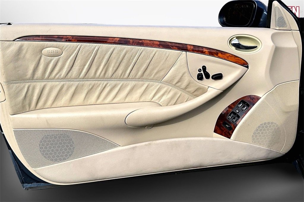 Used 2004 Mercedes-Benz CLK 320 CLK 320 image 17