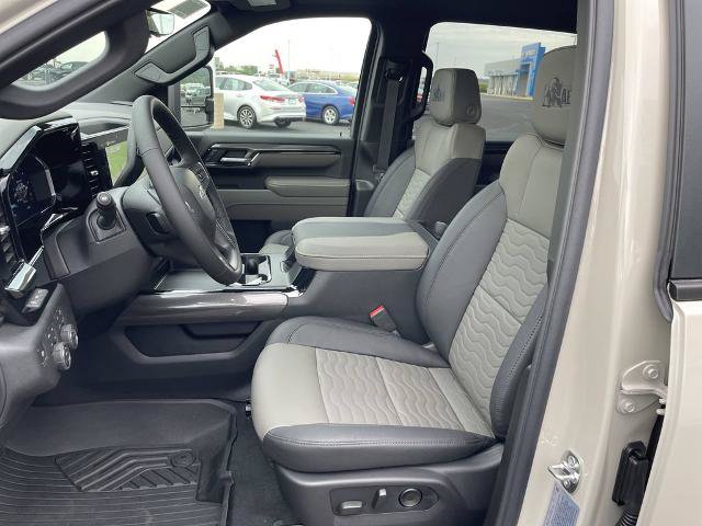 New 2026 Chevrolet Silverado 2500 ZR2 w/ ZR2 Bison Edition AWD/4WD image 21