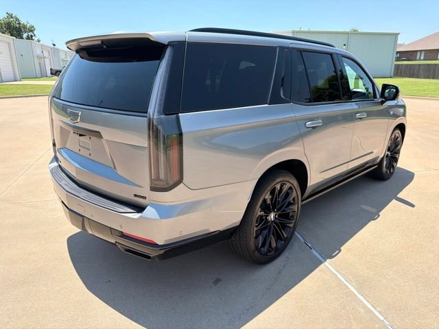 Certified 2025 Cadillac Escalade Sport Platinum w/ LPO, ONYX Package AWD/4WD image 5