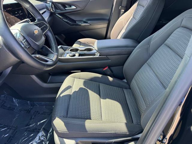 Certified 2026 Chevrolet Equinox LT FWD image 12