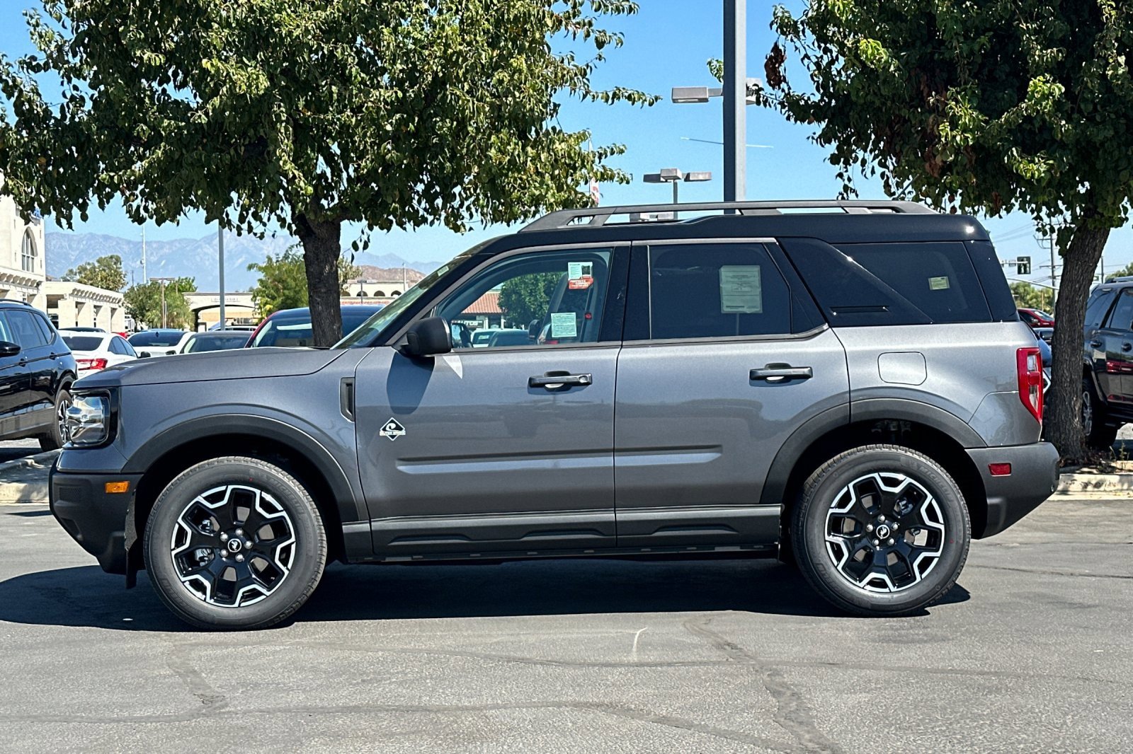 New 2025 Ford Bronco Sport Outer Banks image 7