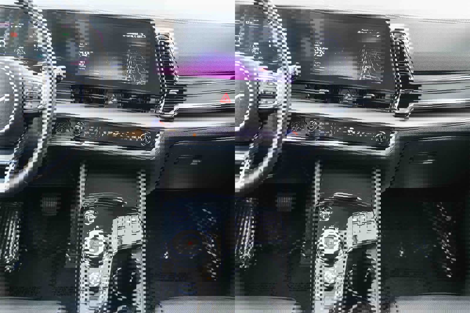 Used 2023 Kia Sportage EX image 12