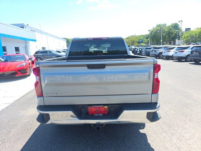 Used 2023 Chevrolet Silverado 1500 LT AWD/4WD image 3