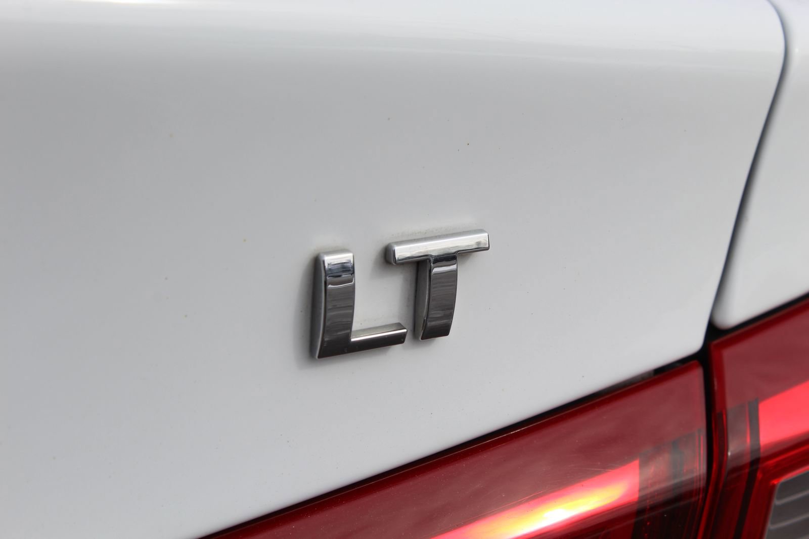 Used 2023 Chevrolet Malibu LT image 27