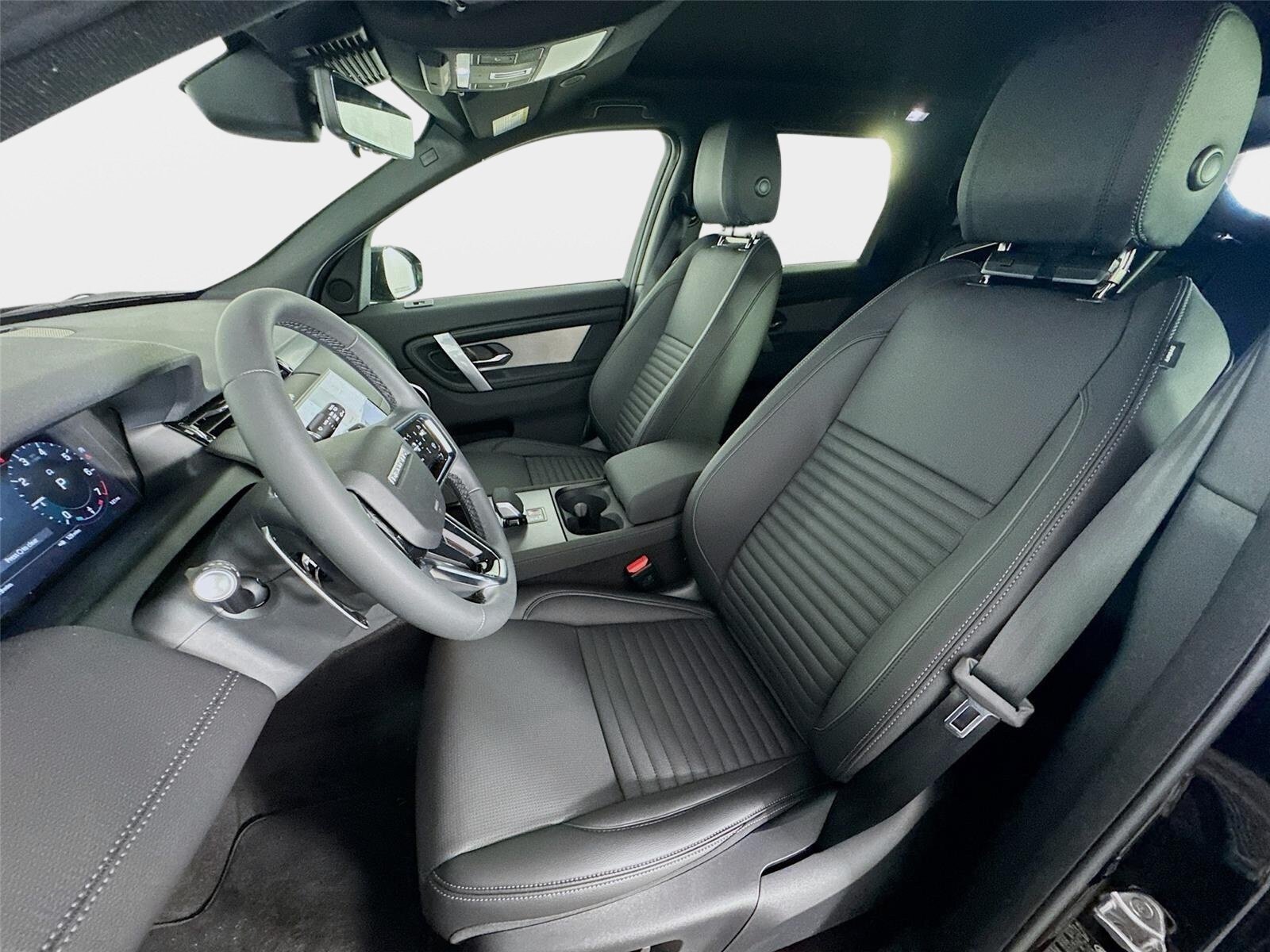 New 2026 Land Rover Discovery Sport Landmark AWD/4WD image 11