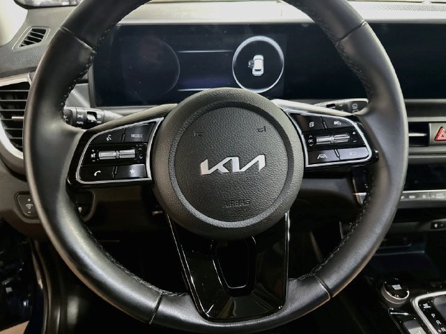 Used 2024 Kia Seltos EX AWD/4WD image 18