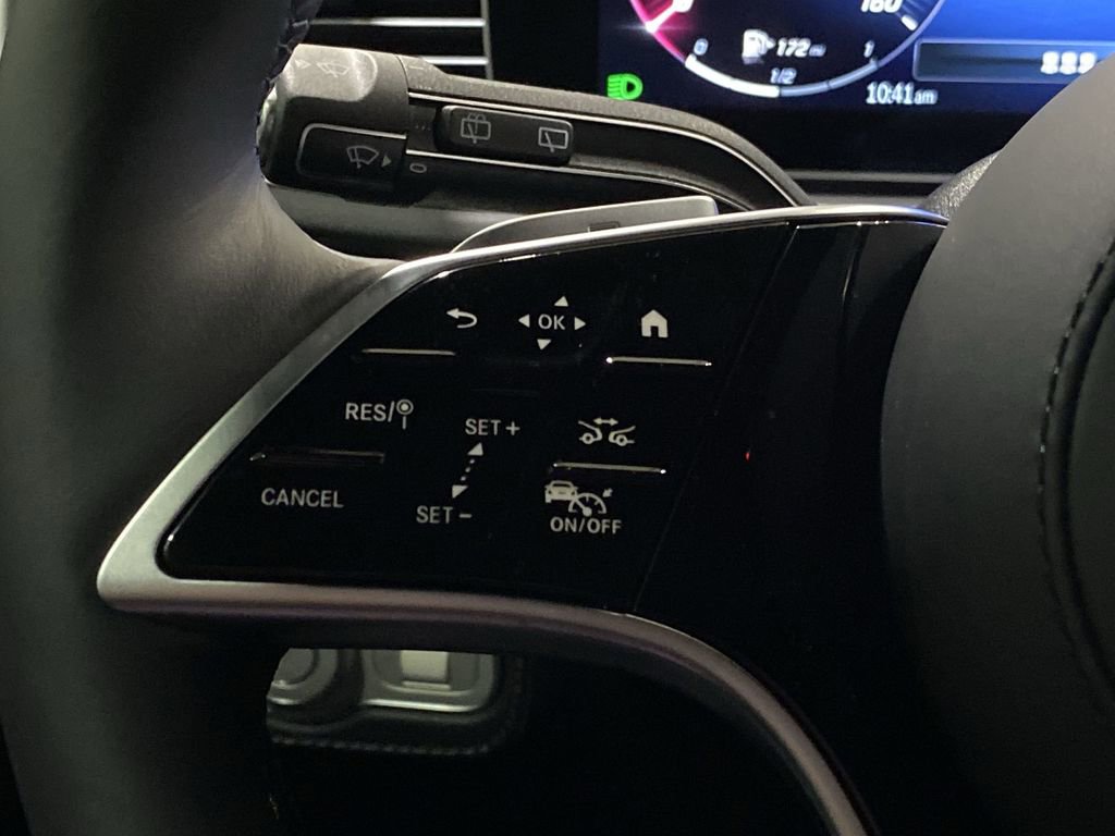 Used 2026 Mercedes-Benz GLE 580 4MATIC image 11