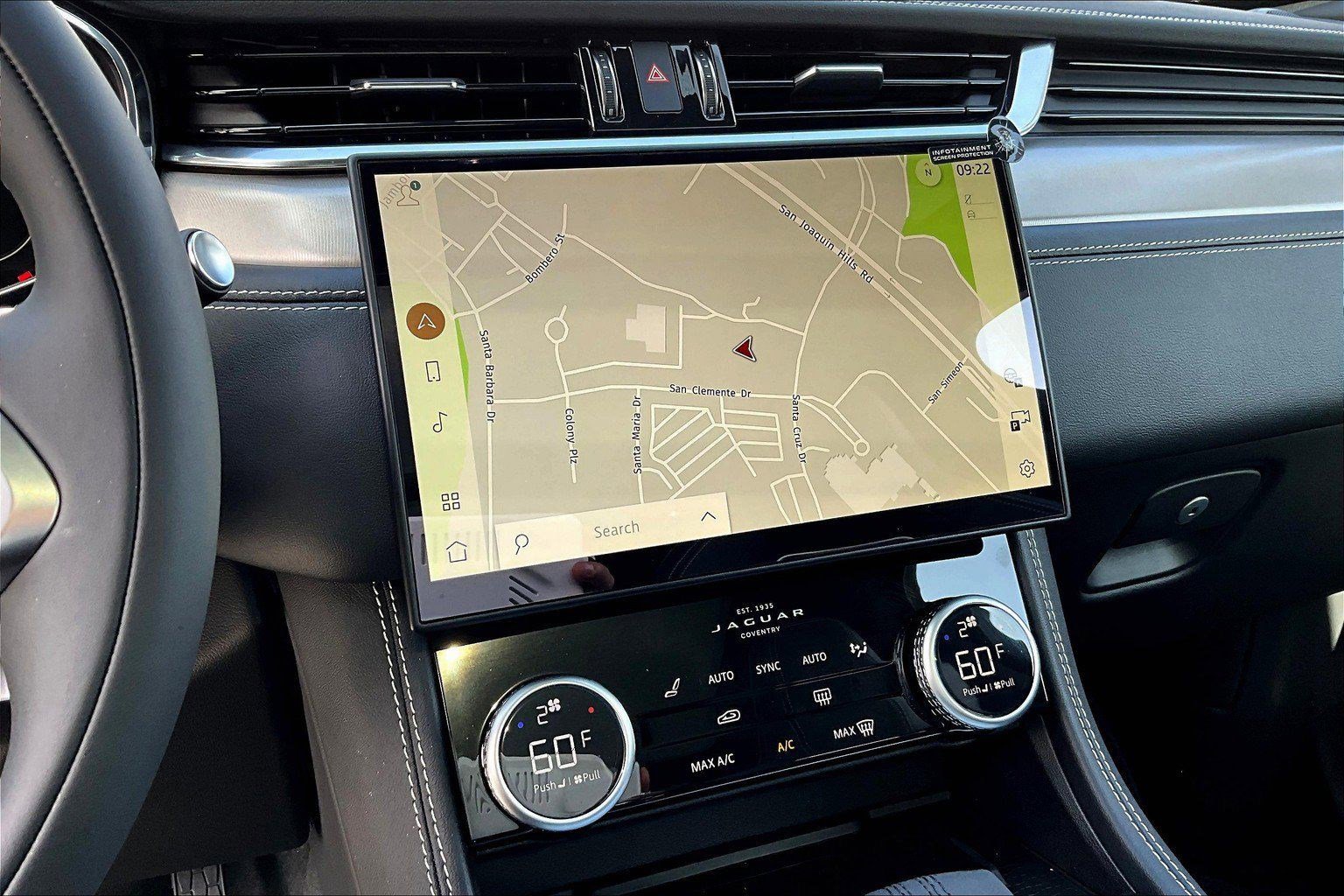 New 2026 Jaguar F-PACE R-Dynamic S image 11