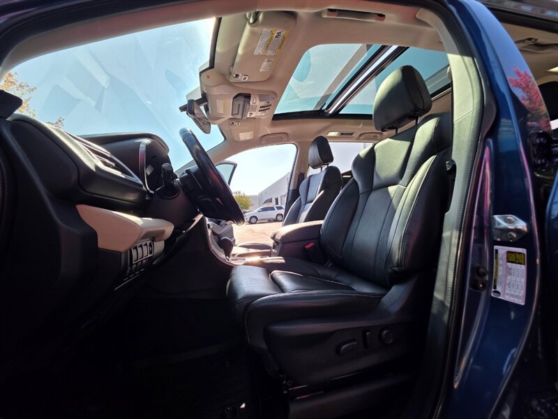 Used 2022 Subaru Ascent Limited w/ Technology Package AWD/4WD image 13