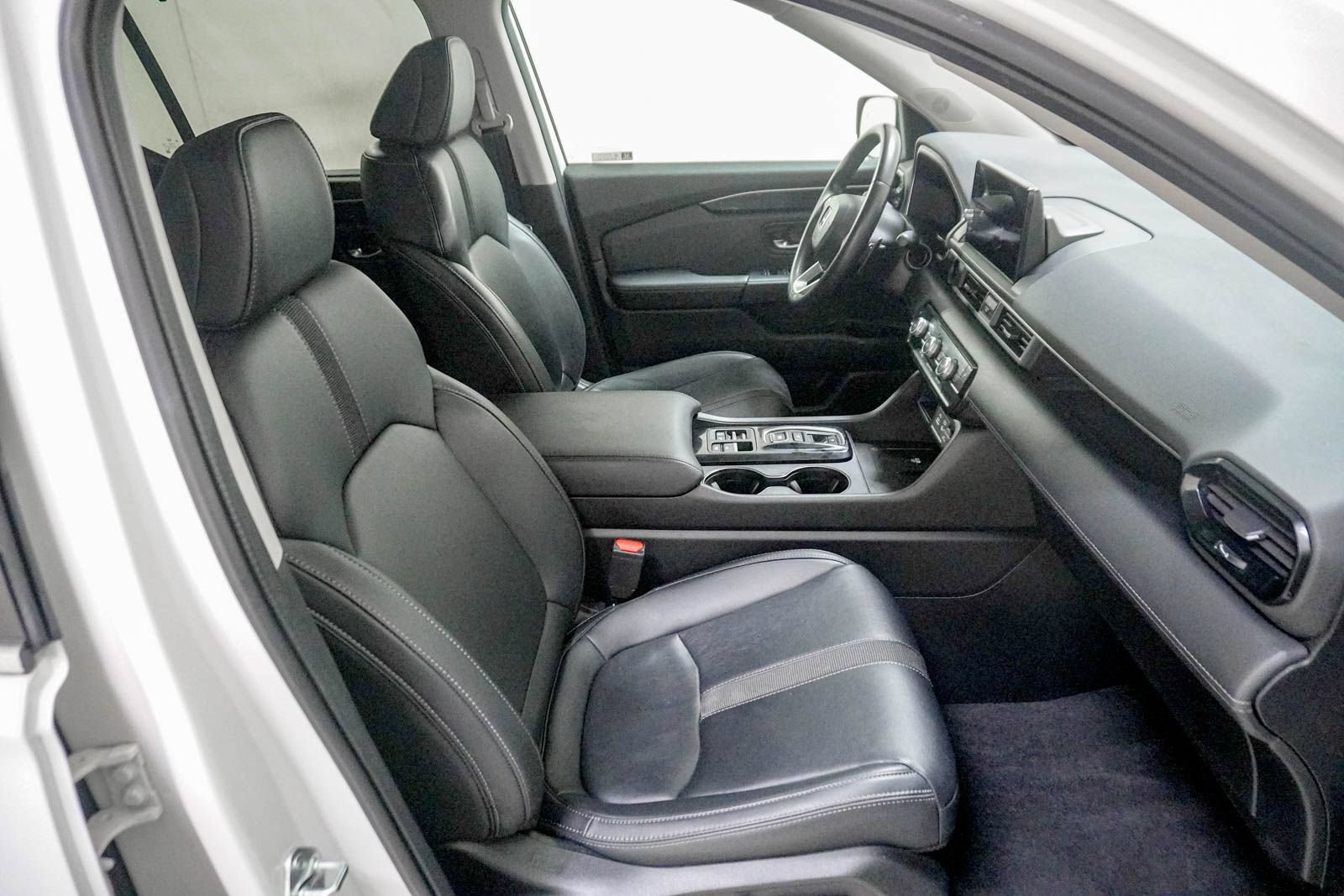 Used 2023 Honda Pilot EX-L image 26