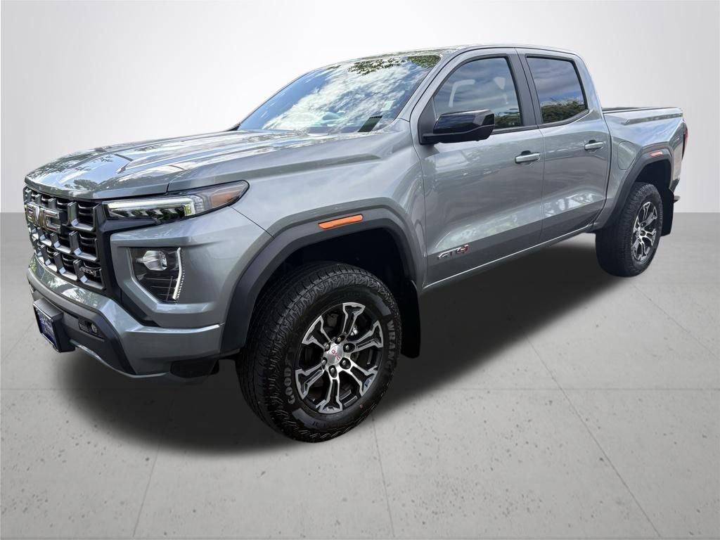 Used 2024 GMC Canyon AT4 w/ Technology Package AWD/4WD image 2