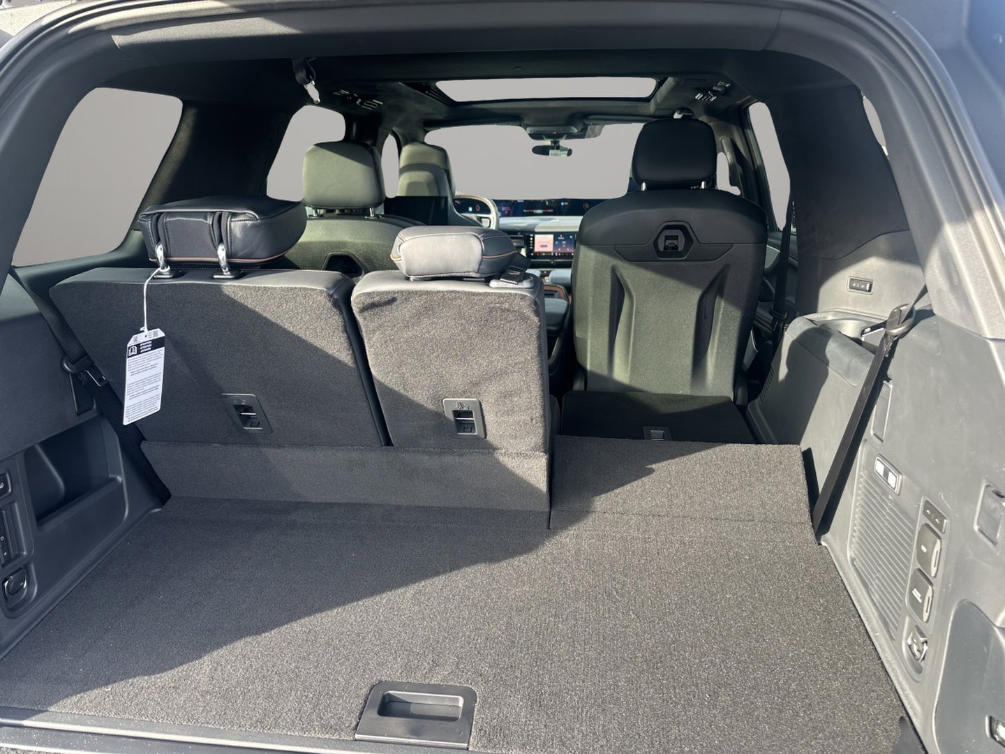 New 2025 Lincoln Navigator Black Label image 8