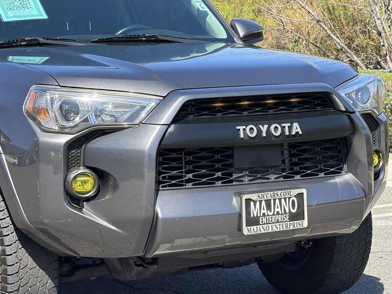 Used 2021 Toyota 4Runner SR5 RWD image 10