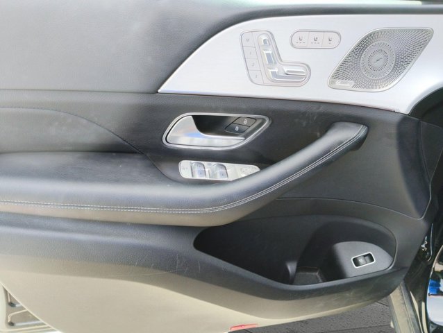 Used 2024 Mercedes-Benz GLE 450 4MATIC image 8