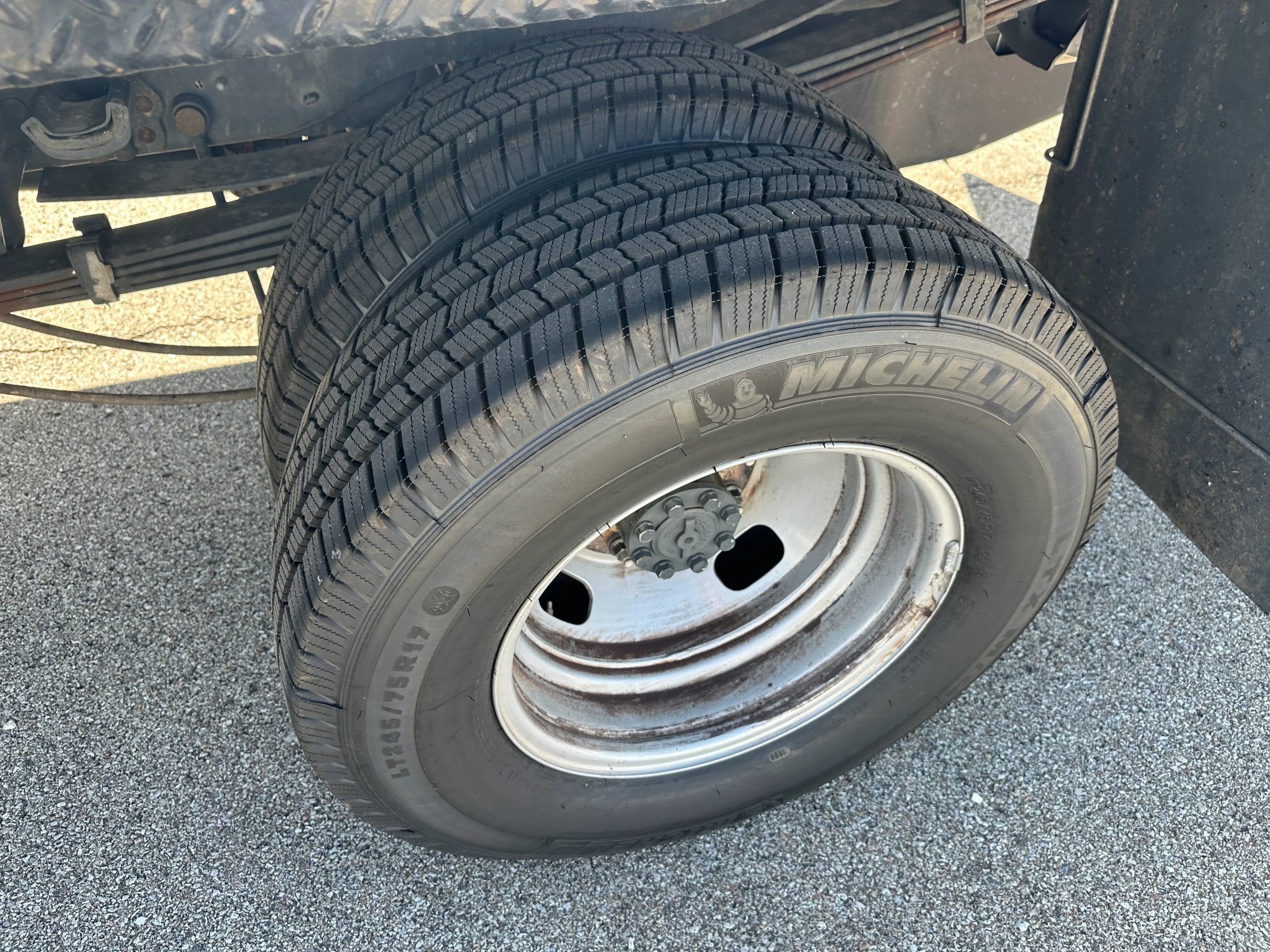 Used 2022 Ford F350 XL w/ Power Equipment Group image 3