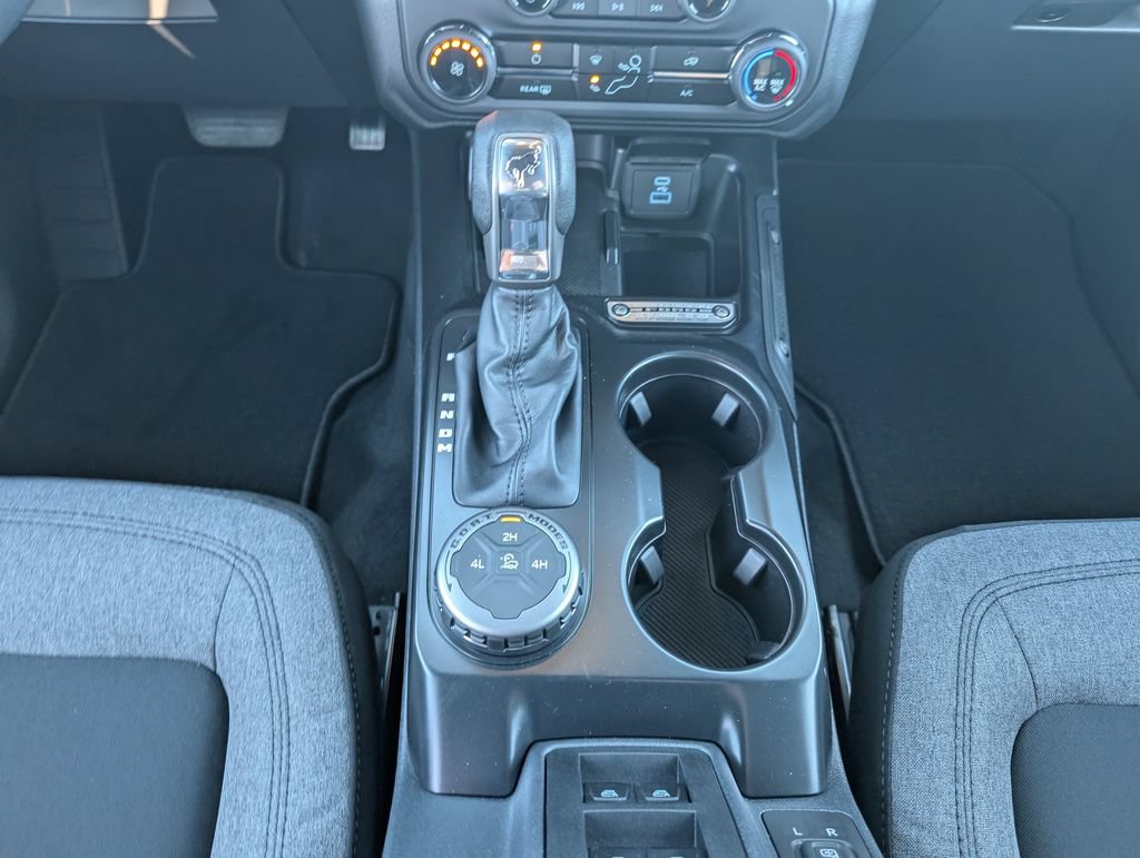 Used 2025 Ford Bronco 4-Door AWD/4WD image 16