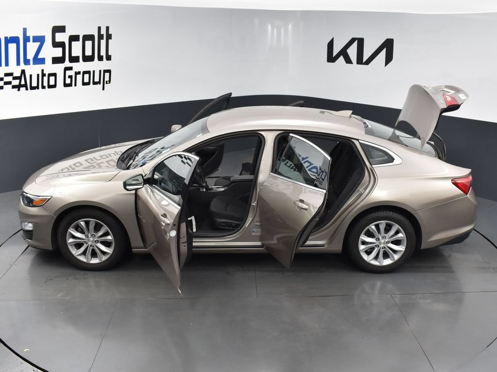 Used 2023 Chevrolet Malibu LT FWD image 30