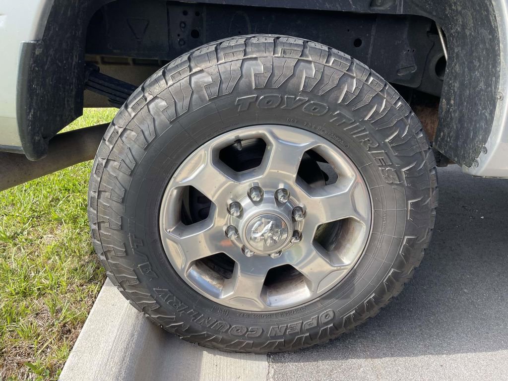 Used 2017 RAM 3500 Big Horn AWD/4WD image 5