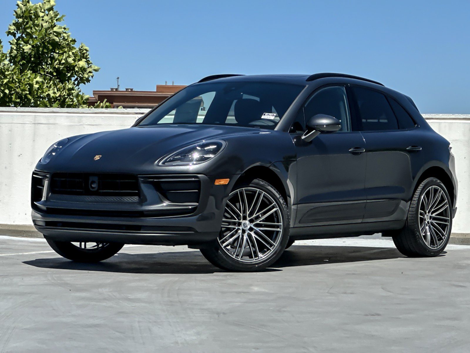 New 2026 Porsche Macan AWD/4WD image 1