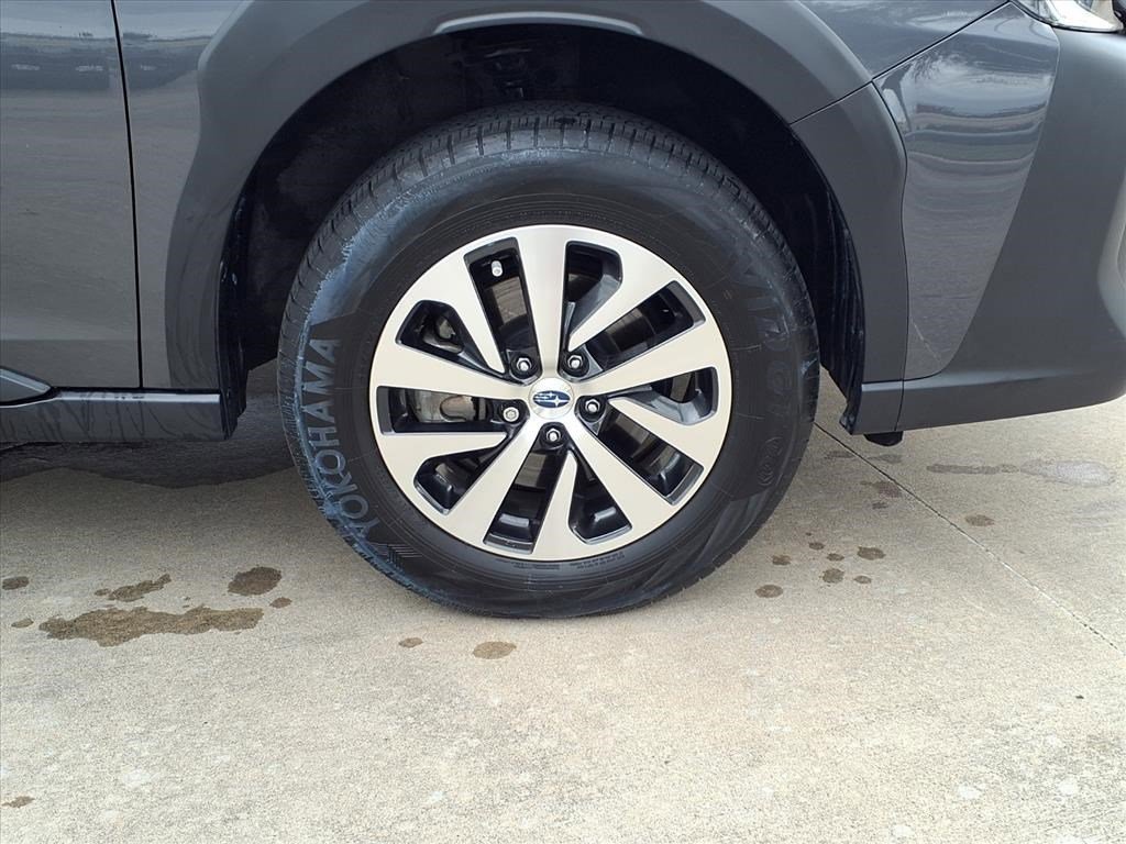 Certified 2024 Subaru Outback Premium image 26