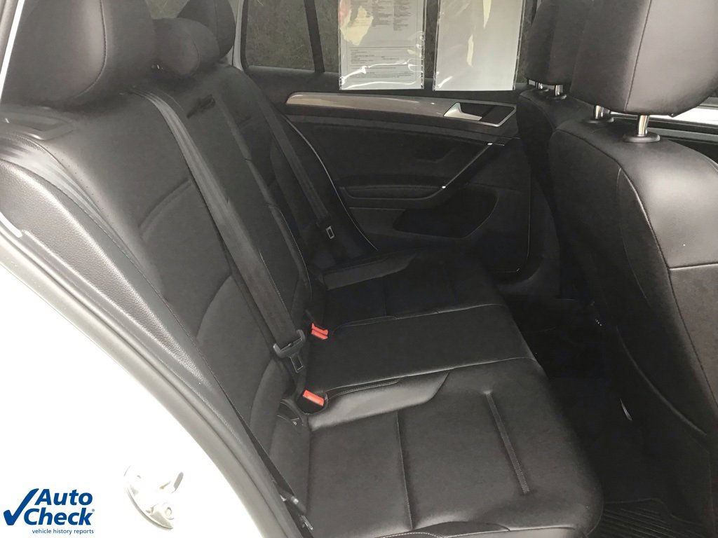 Used 2019 Volkswagen Golf Alltrack image 13
