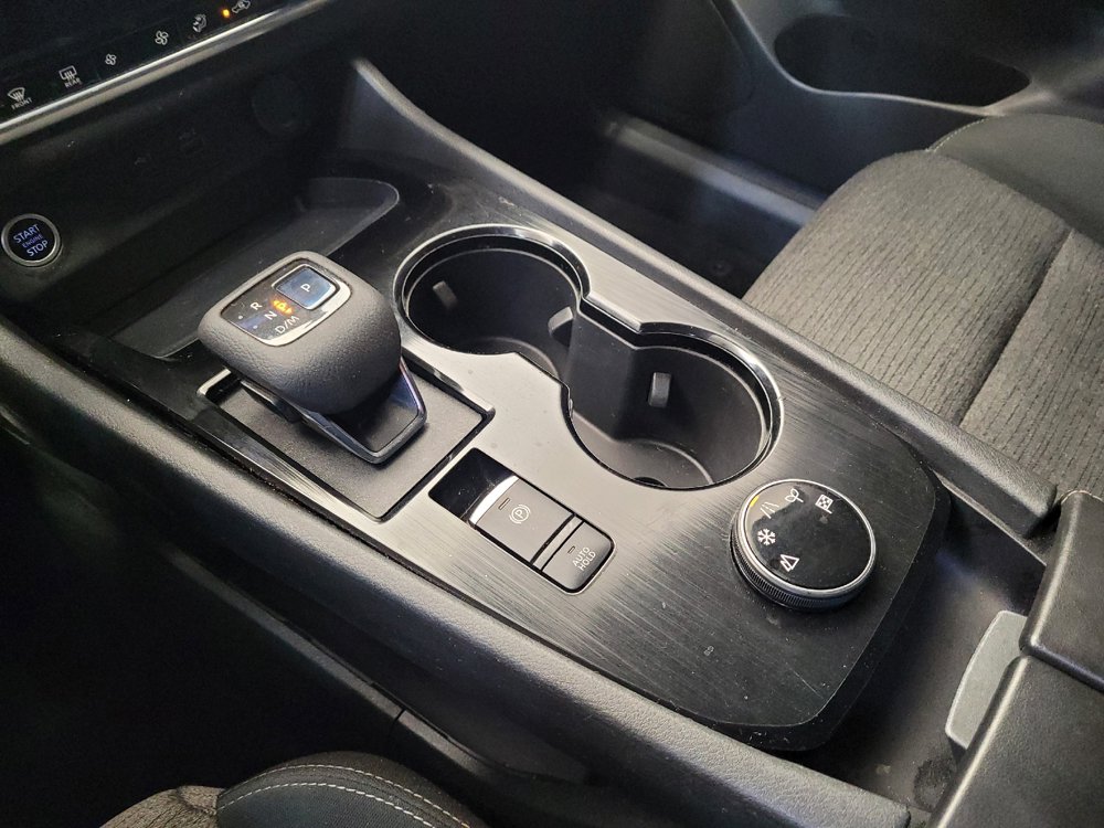 Used 2021 Nissan Rogue SV AWD/4WD image 26