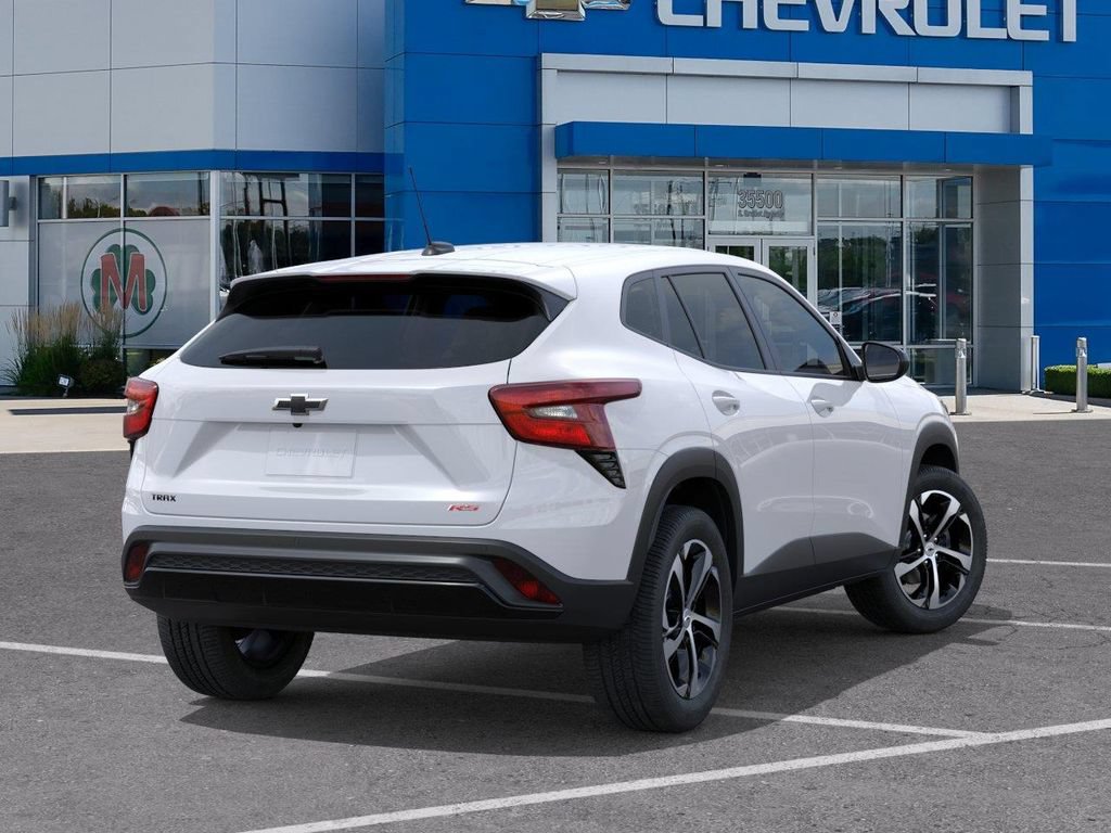 New 2026 Chevrolet Trax RS w/ Driver Confidence Package FWD image 4