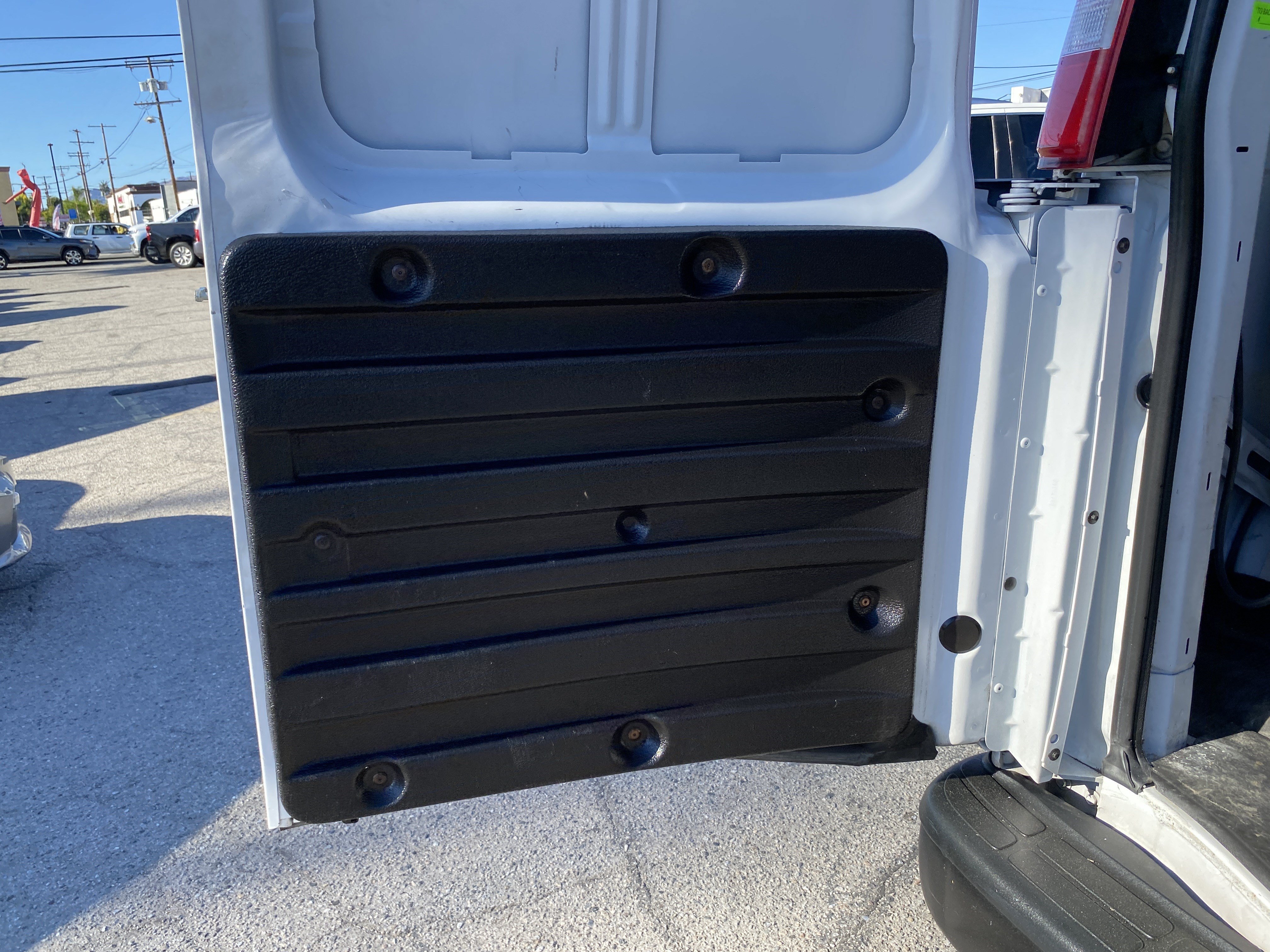 Used 2019 Chevrolet Express 2500 w/ Driver Convenience Package RWD image 20