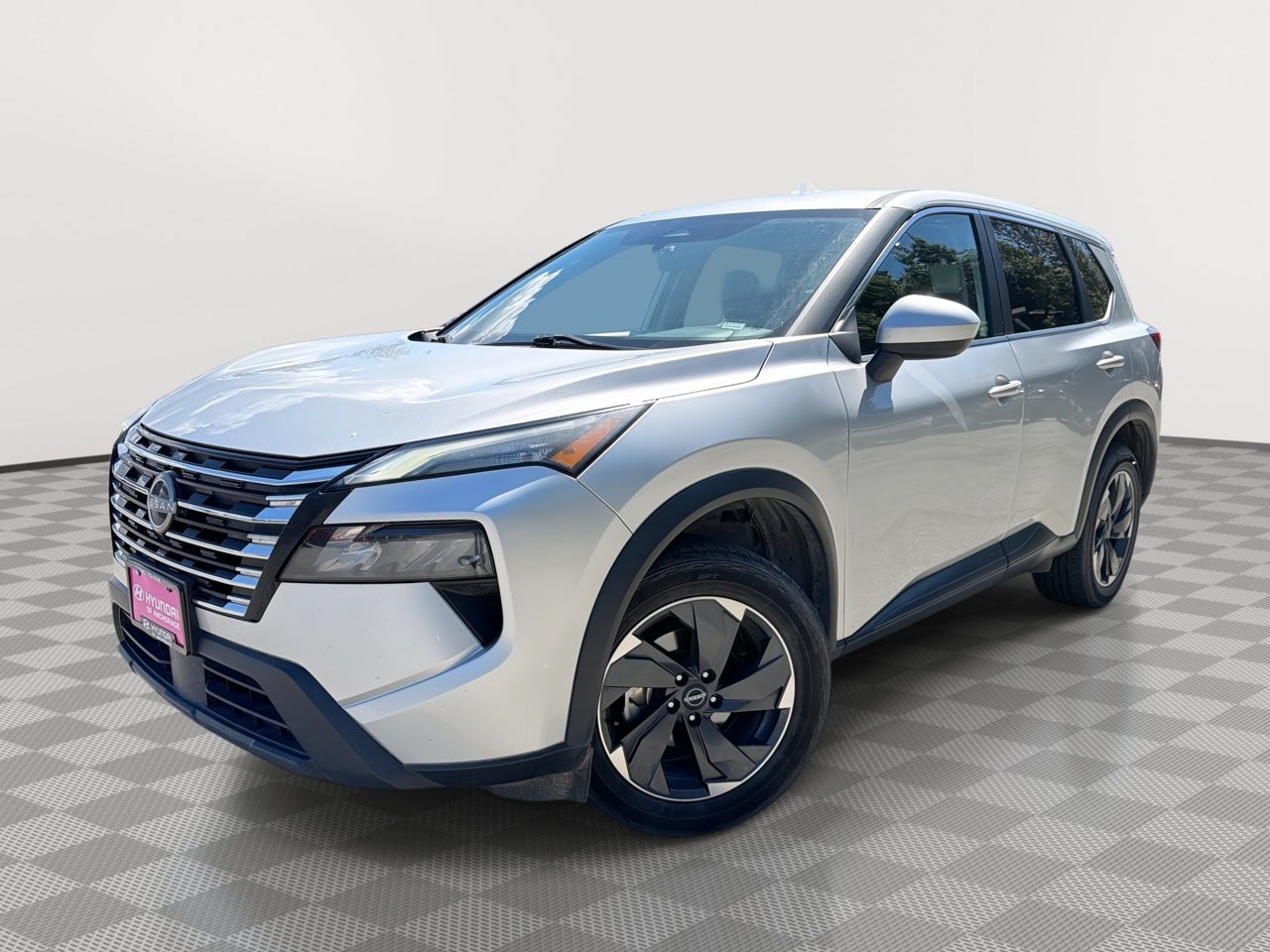 Used 2024 Nissan Rogue SV