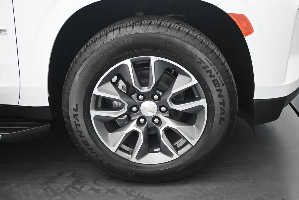 Used 2023 Chevrolet Tahoe LT w/ LT Signature Plus Package RWD image 28