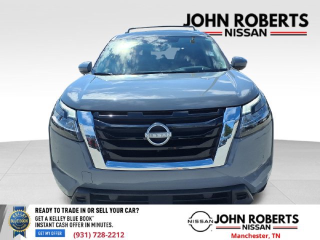 Used 2024 Nissan Pathfinder Platinum FWD image 14