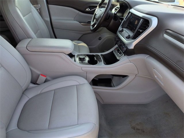 Used 2023 GMC Acadia SLT image 30