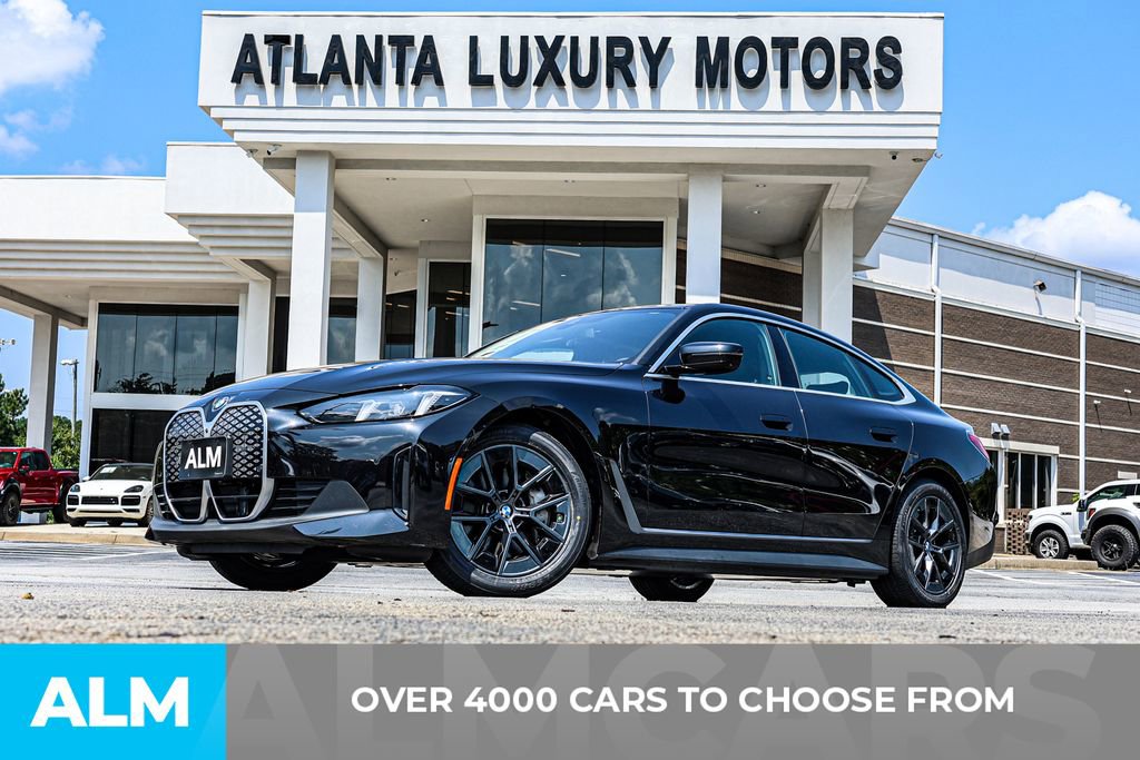 Used 2025 BMW i4 xDrive40i w/ Parking Assistance Package image 3
